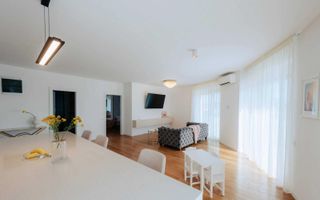 Apartament cu 4 camere de inchiriat de lux cu 2 parcari in Zorilor - Poză 2