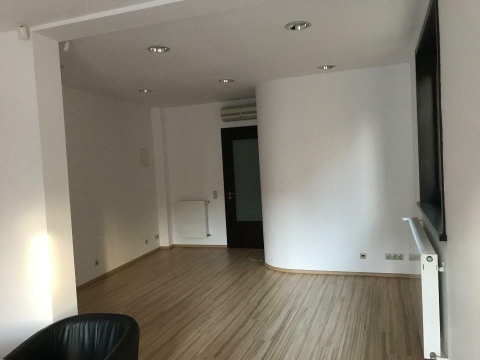 Cladire de birouri langa Metrou Stefan Cel Mare - Poză 8