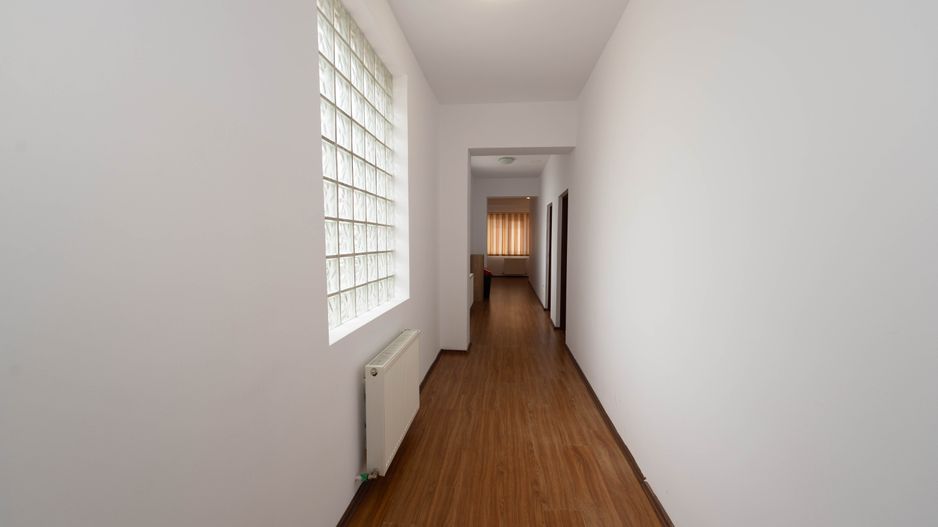 Spatiu de birouri stradal, 148mp de inchiriat în zona Soseaua Chitilei - Poză 10
