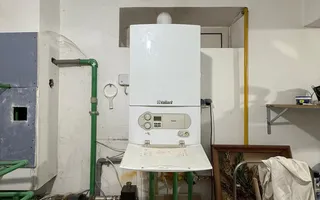 Casă spațioasă de vânzare - Braneşti - Poză 34