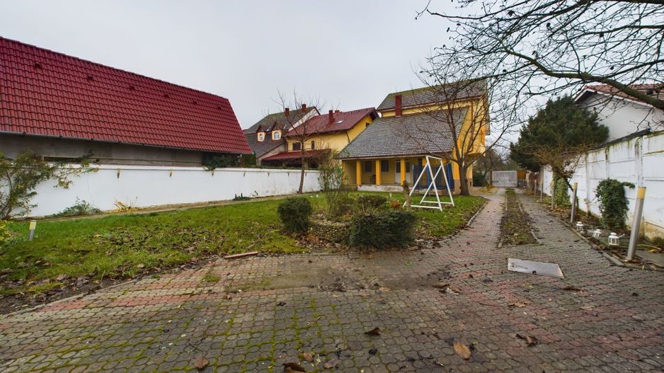 Casă situată Central în Dumbrăvița - Poză 30