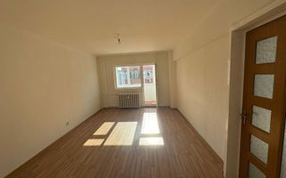 Apartament luminos,central, reabilitat termic, - Poză 3