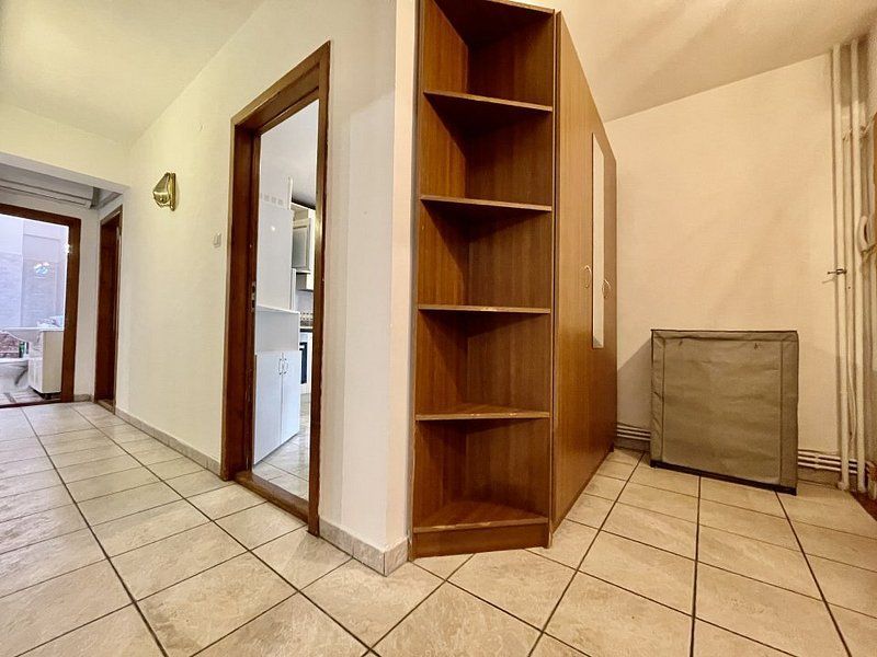 Apartament de inchiriat in Piata Sfantul Gheorghe - Poză 15