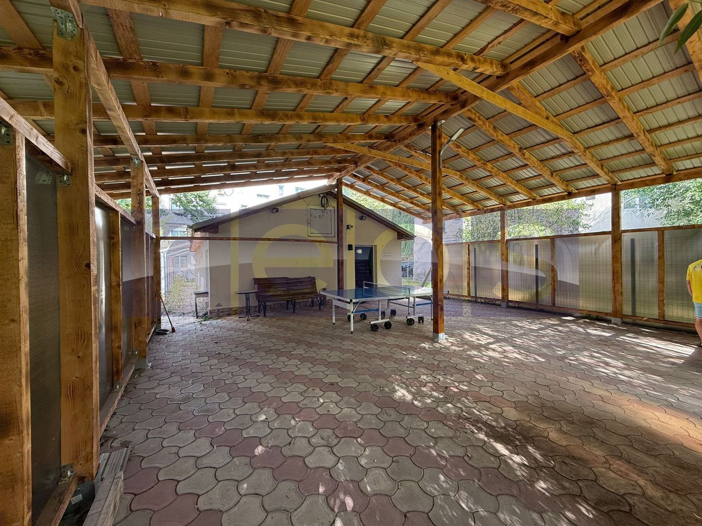 VANZARE SPATIU COMERCIAL | SALA DE JOCURI / BAR | TERASA | UTILITATI COMPLETE - Poză 9