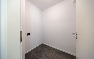 Apartament 2 camere, faza nouă, loc de parcare - Kasper Coresi - Poză 15