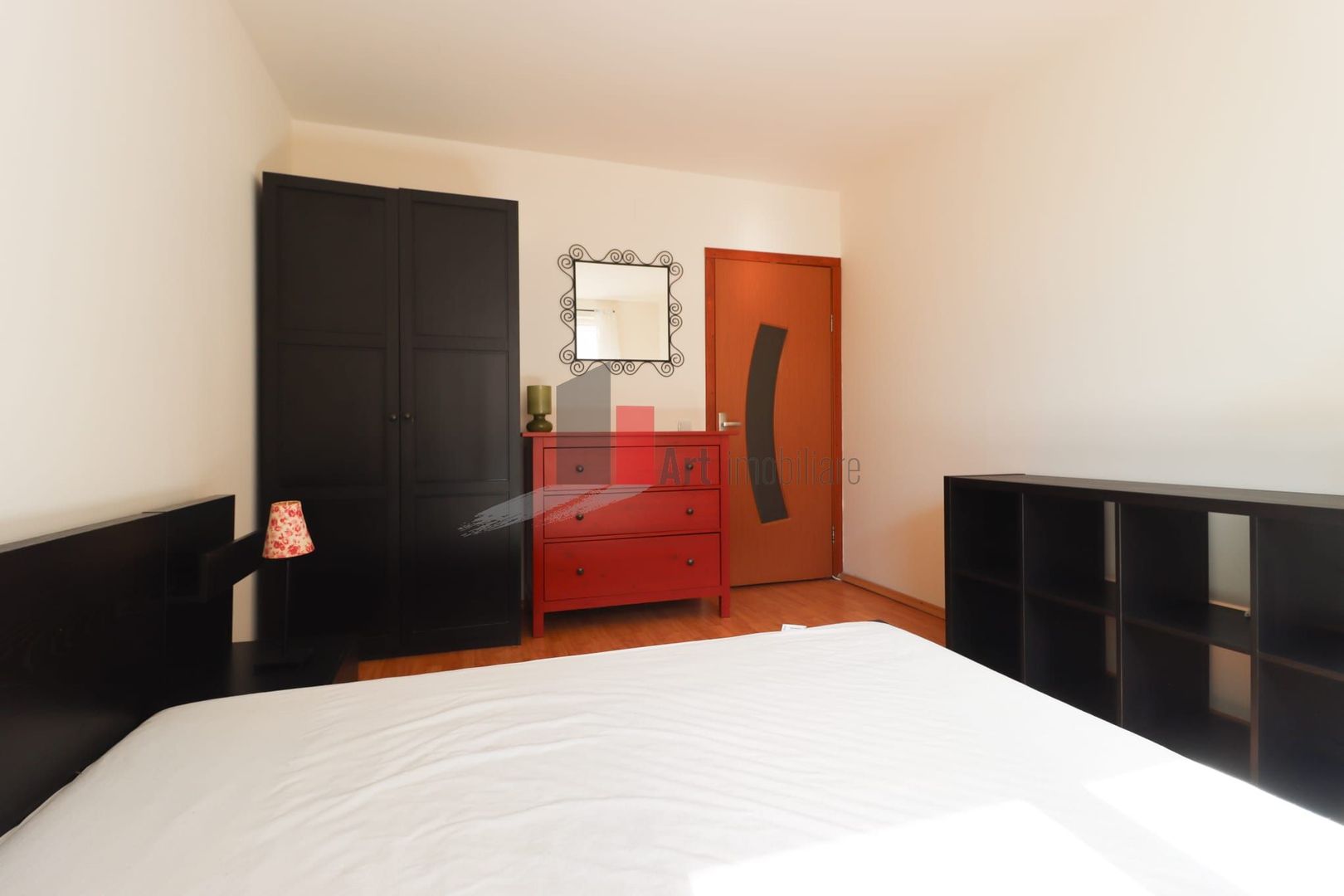 Apartamentul "QETO", bloc cu curte interioara, LIBER - Poză 16