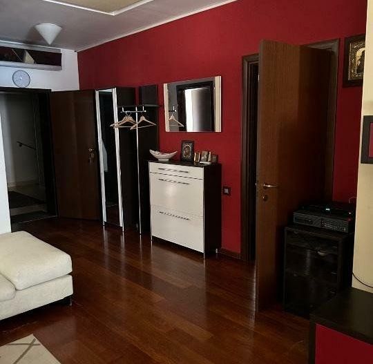 Inchiriez apartament utilat şi mobilat zona Dorobanti - Poză 2