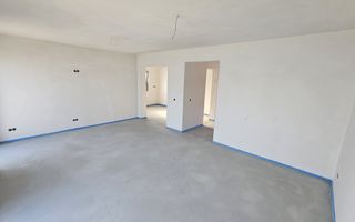 Casa Individuala Moderna cu 5 camere, si 350 mp de curte, in Sura Mica - Poză 4
