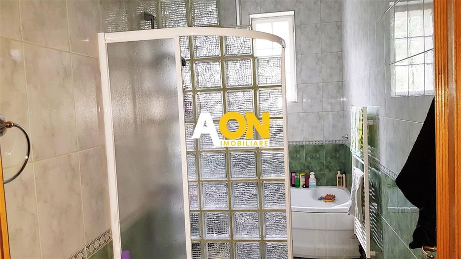 Casa de vanzare Cetate pretabila ca pensiune - Poză 17