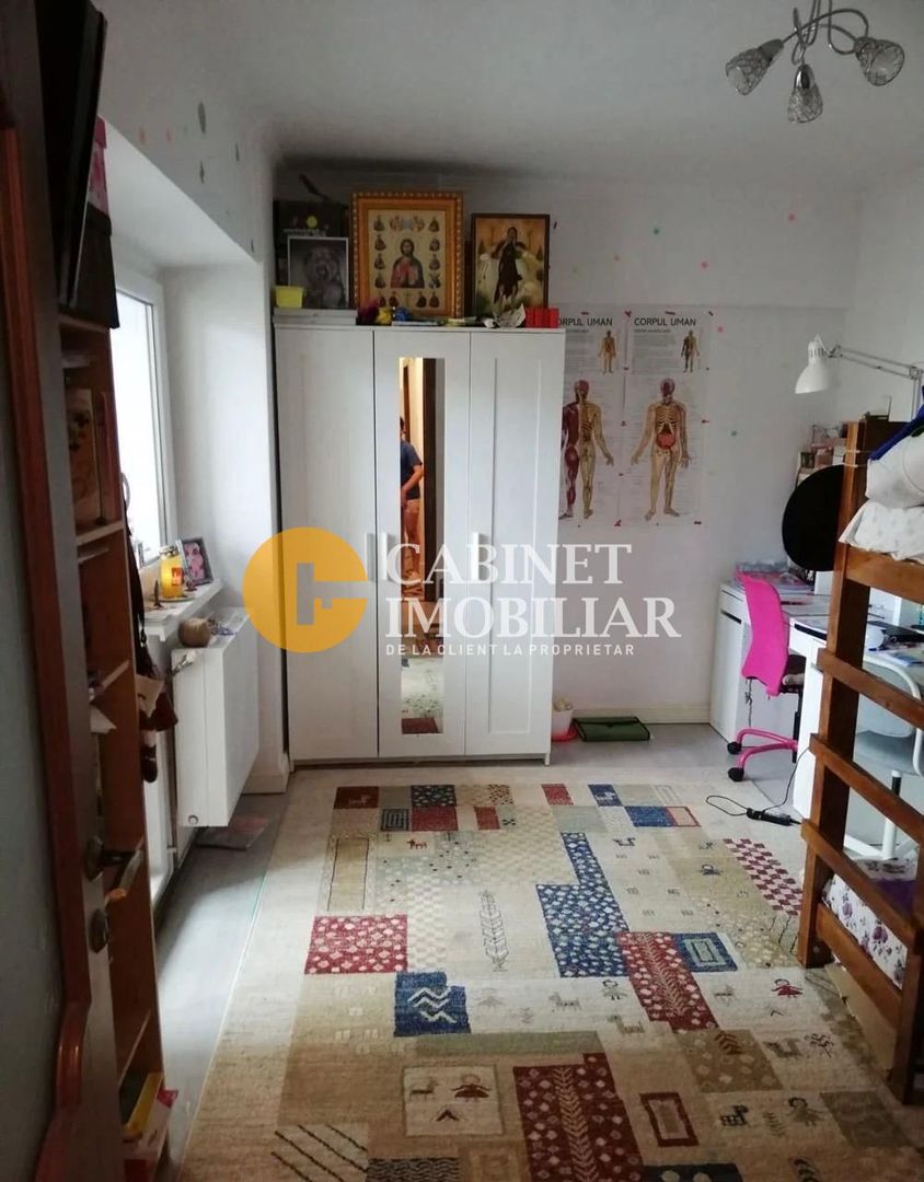 GARĂ - APARTAMENT 2 CAMERE DECOMANDAT - ETAJ 2 - Poză 1