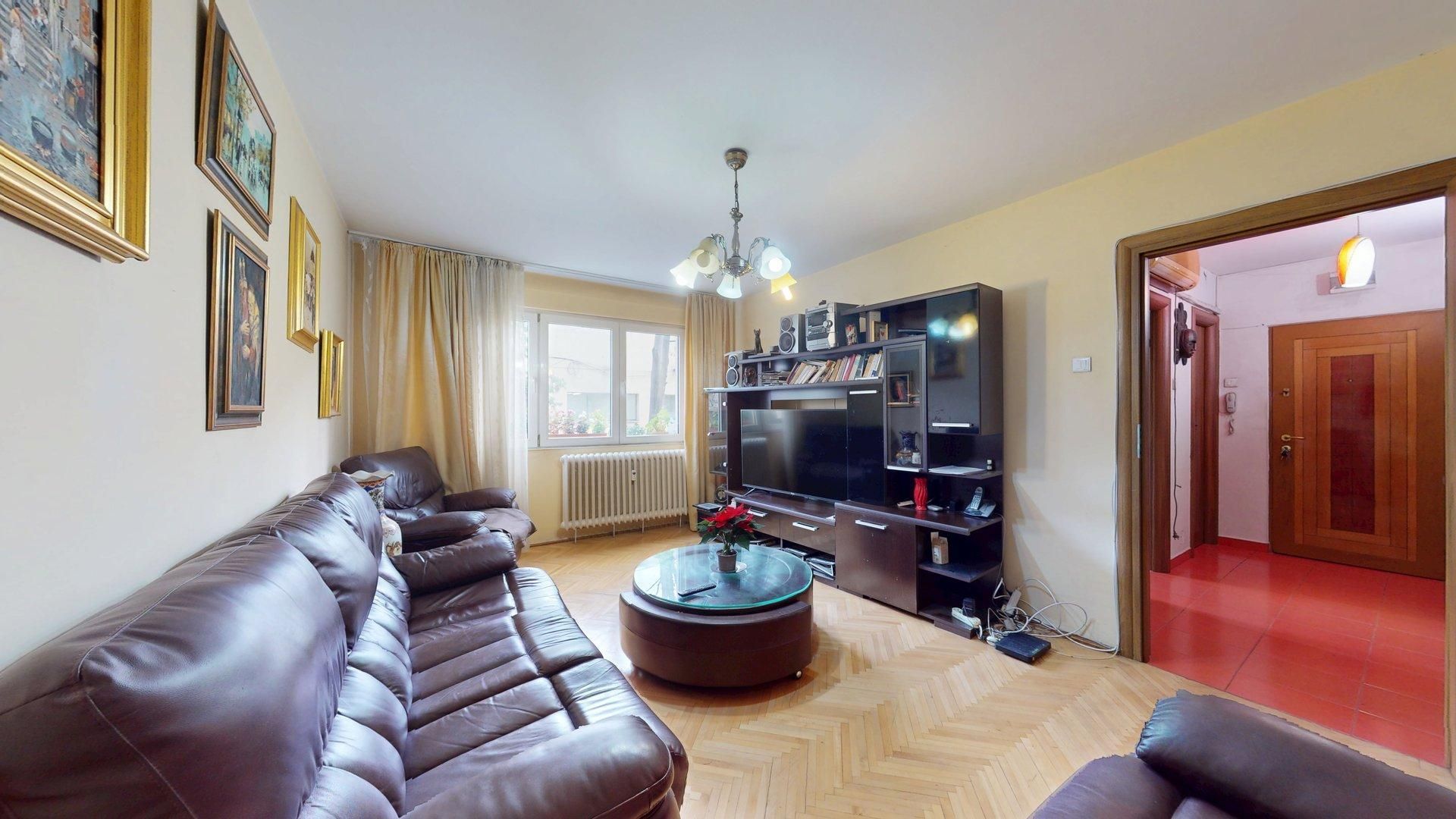 Apartament 3 camere Metrou Valea Ialomitei - Poză 1