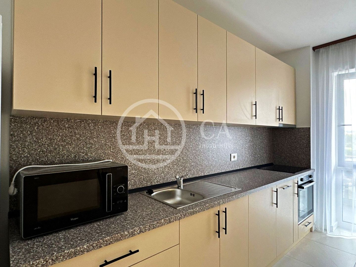 Apartament de închiriat cu 2 camere în PRIMA ARENA, Oradea - Poză 8