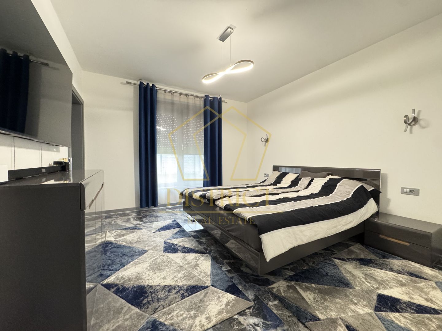 Casa superba pe parter, mobilata-utilata | Sanmihaiu Roman - Poză 11