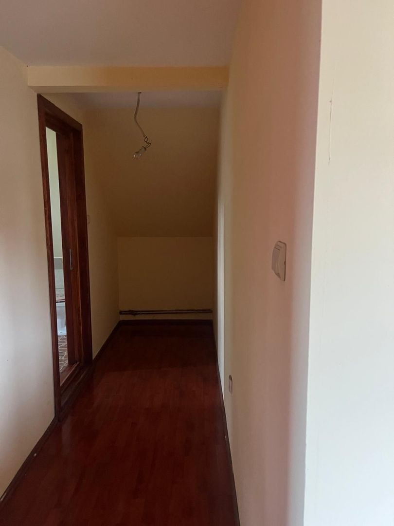 Casă complet renovată, pentru locuință sau pensiune turistică! - Poză 9