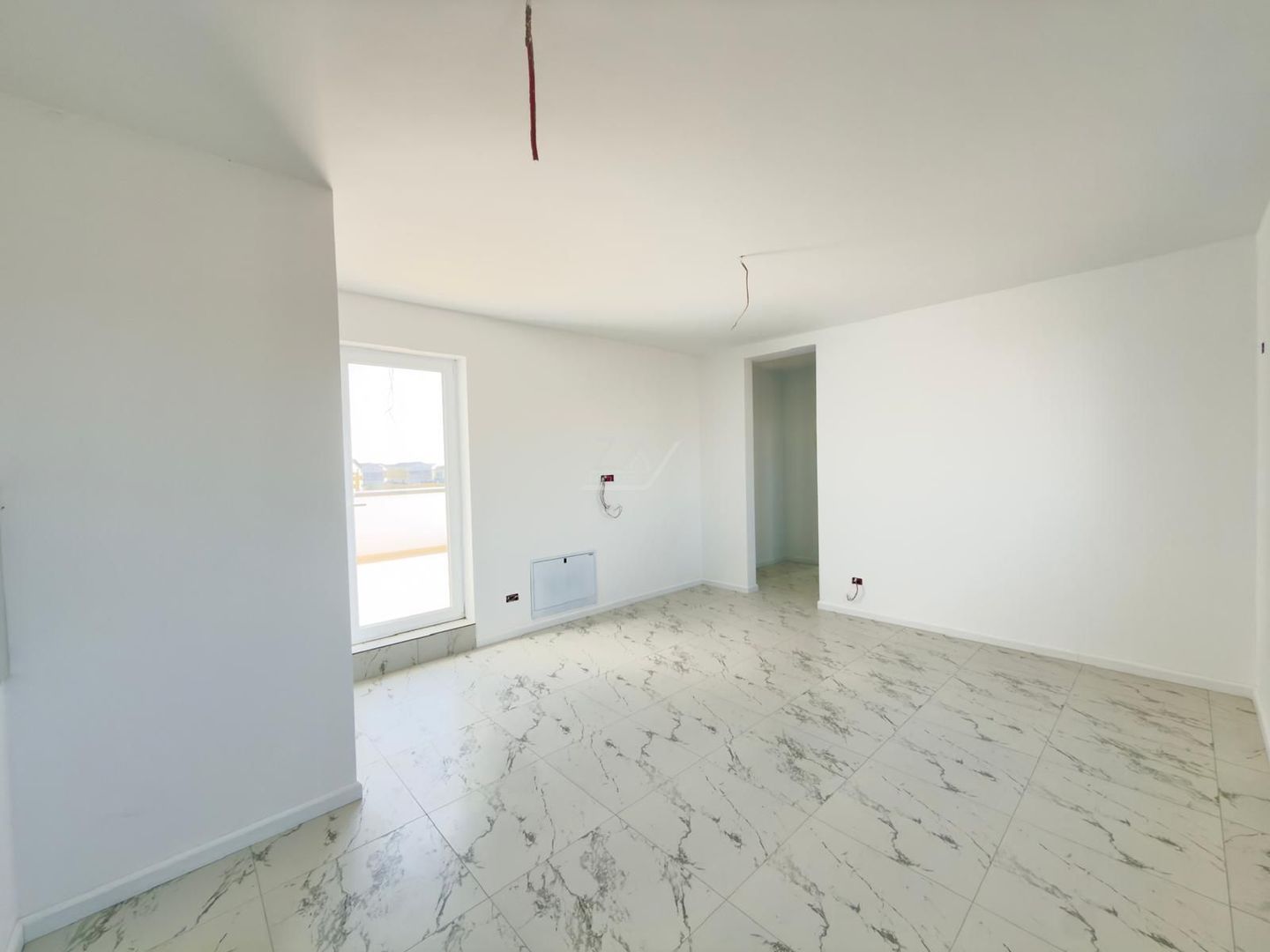 Proprietar vand apartament tip Penthouse. Bloc finalizat. Toate utilitatile. - Poză 5