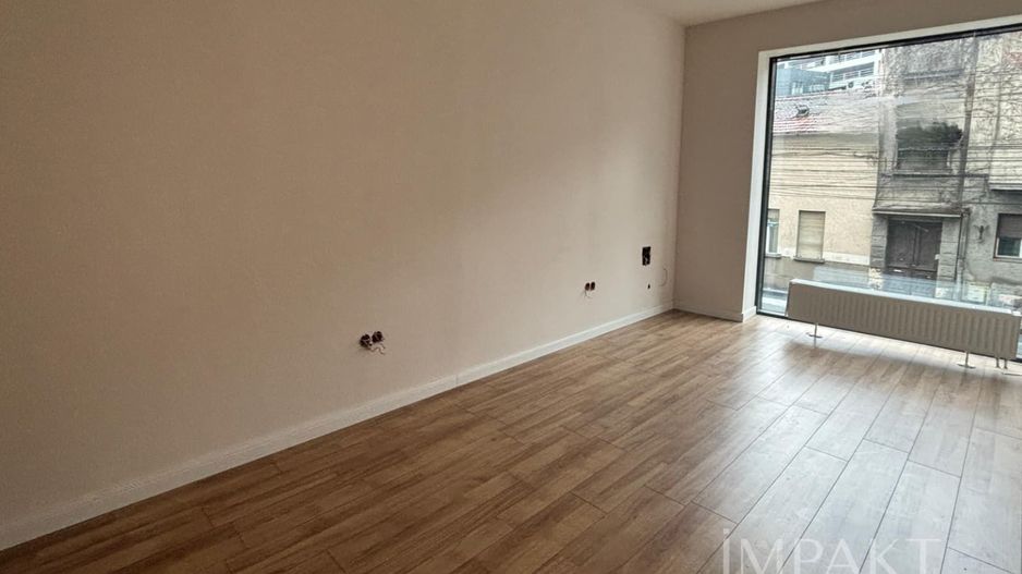 Spațiu comercial 90 mp, central – ideal pentru activitati comerciale - Poză 3