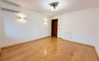 Vilă elegantă cu teren de aproximativ 1.000 mp - Poză 24