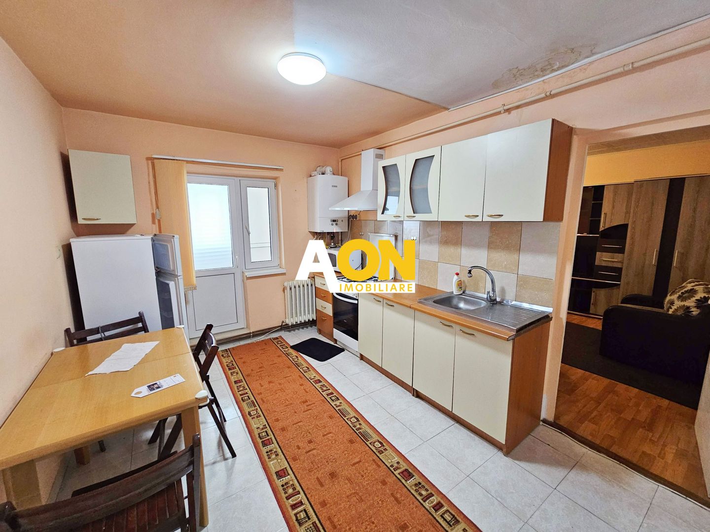 Apartament 2 camere, decomandat, etaj 3, zona Tolstoi - Poză 3