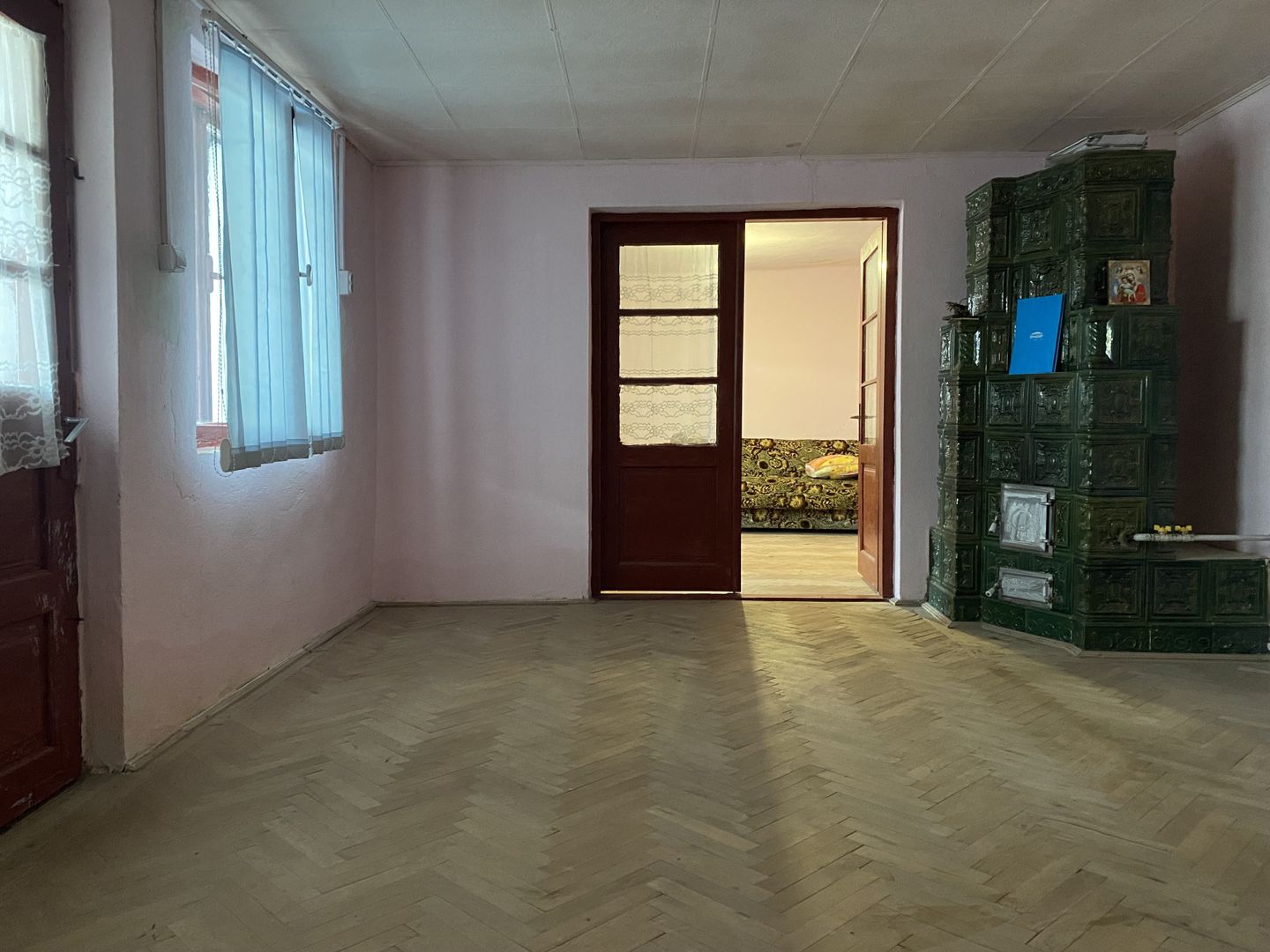 Vanzare casă cu teren generos în Săcueni, la 15 minute de Târgoviște - Poză 27