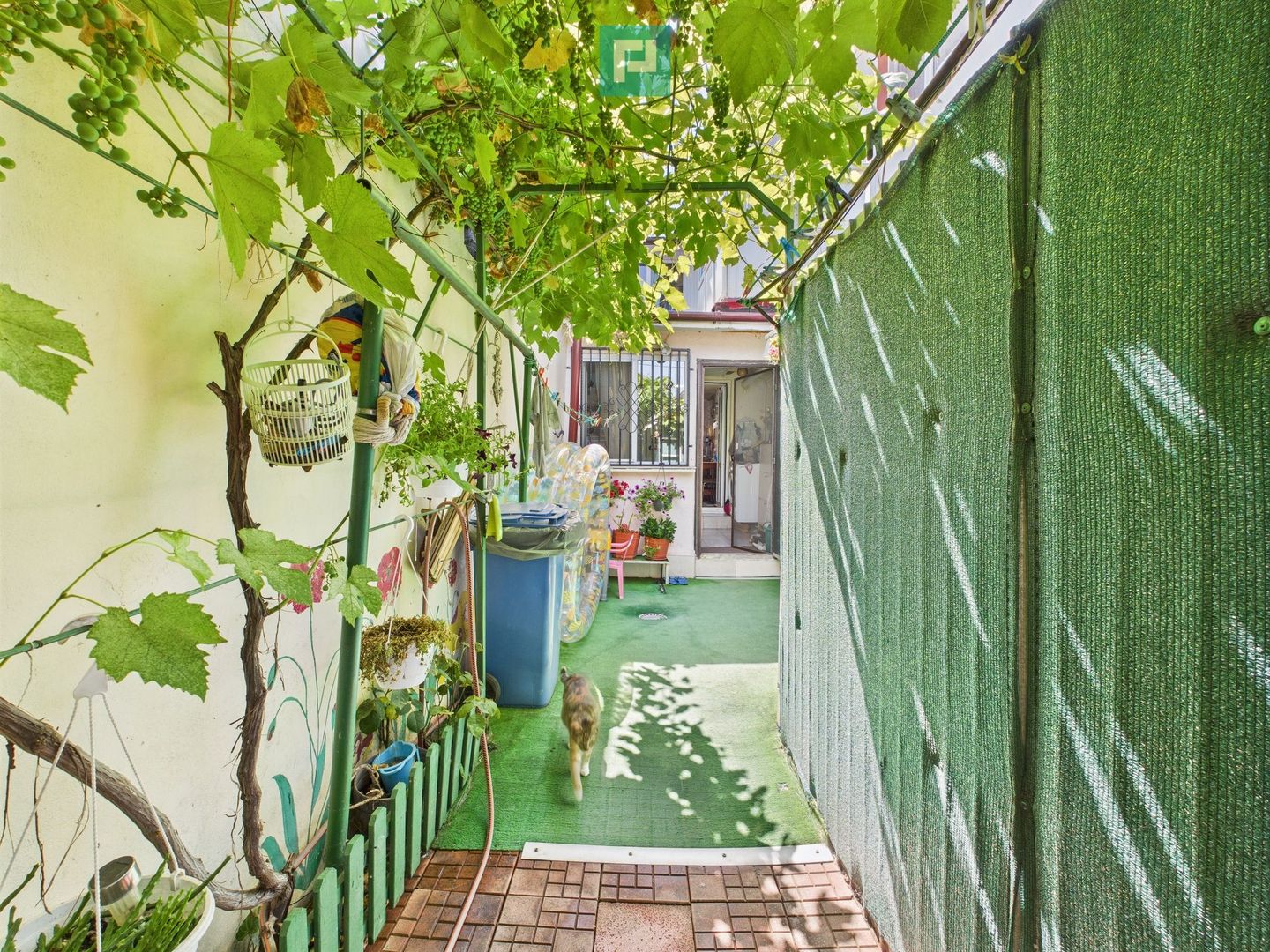 Casă cu 4 camere pe Bd. Laminorului – modernă și întreținută - Poză 24