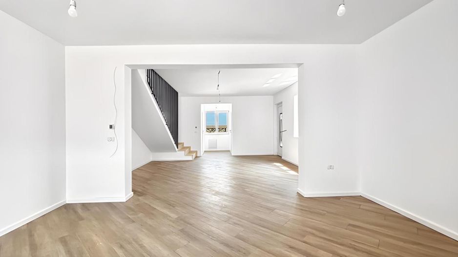 Comision 0 | Duplex 4 Camere | Proiect Ultramodern | Bucovat-Remetea - Poză 11