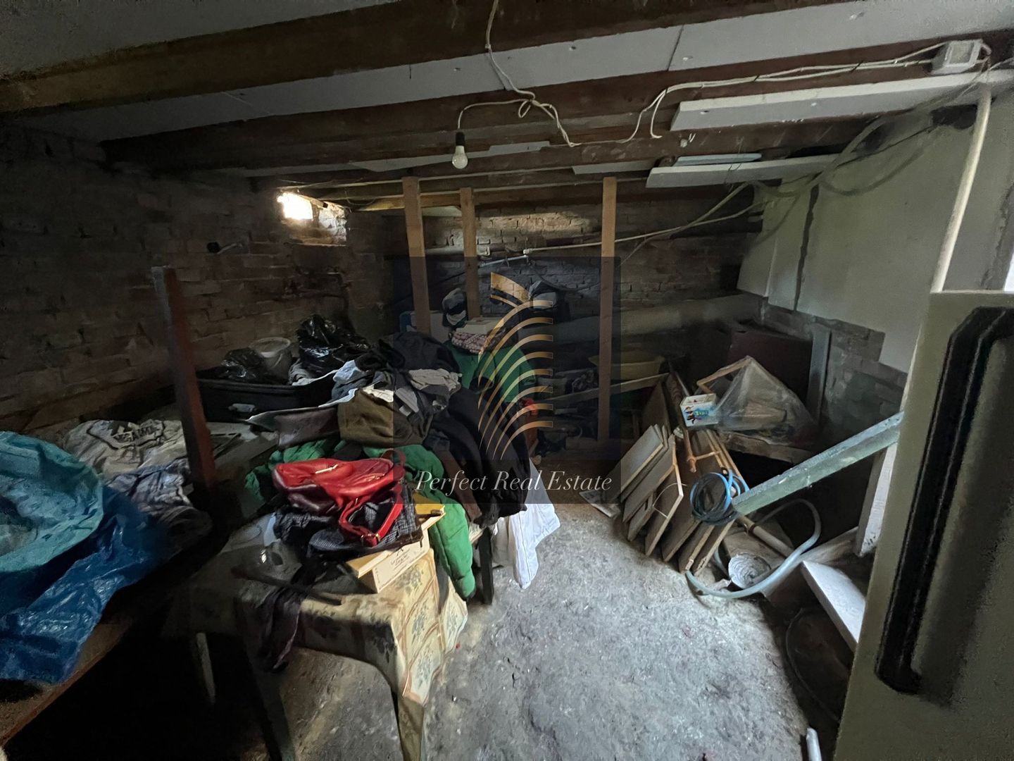 Vânzare casă cu dublu acces pe colț, într-o zonă ultracentrală - Poză 3