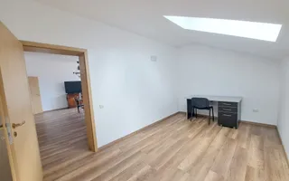 Apartament 4 camere 128 mp utili, centru Floresti - Poză 18