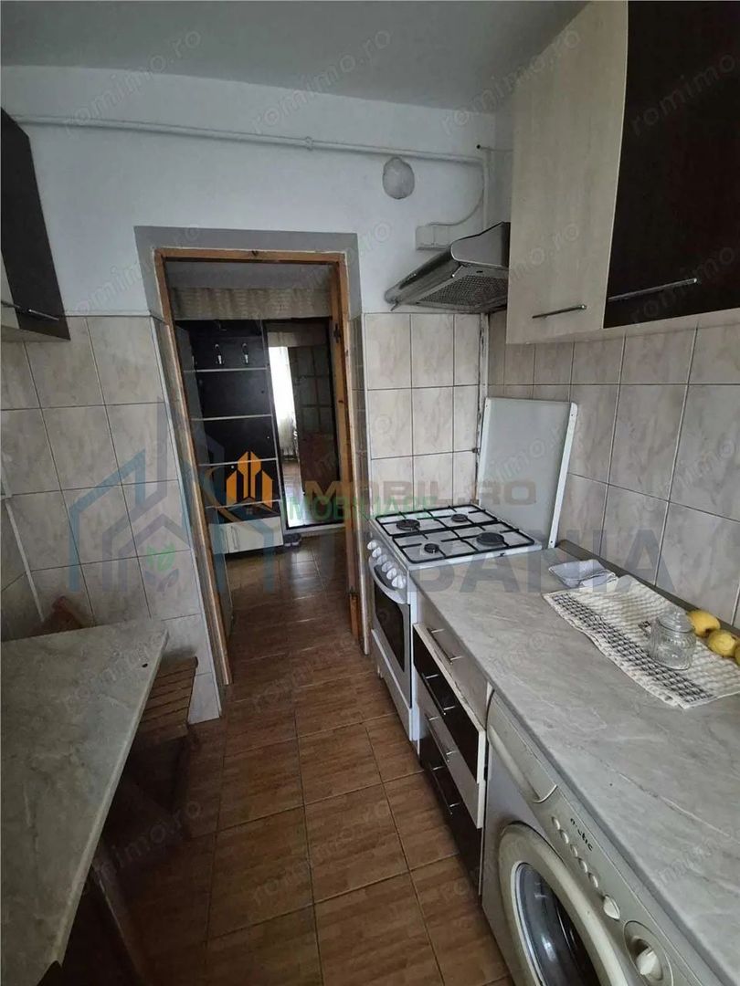 Apartament 2 camere Dacia (bloc cu acoperis) - Poză 6