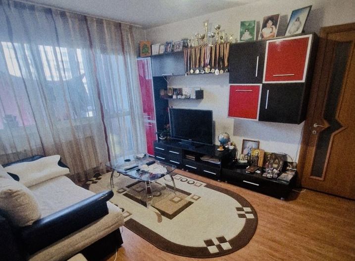 Vand apartament 2 camere Drumul Taberei, strada Raul Doamnei - Poză 1