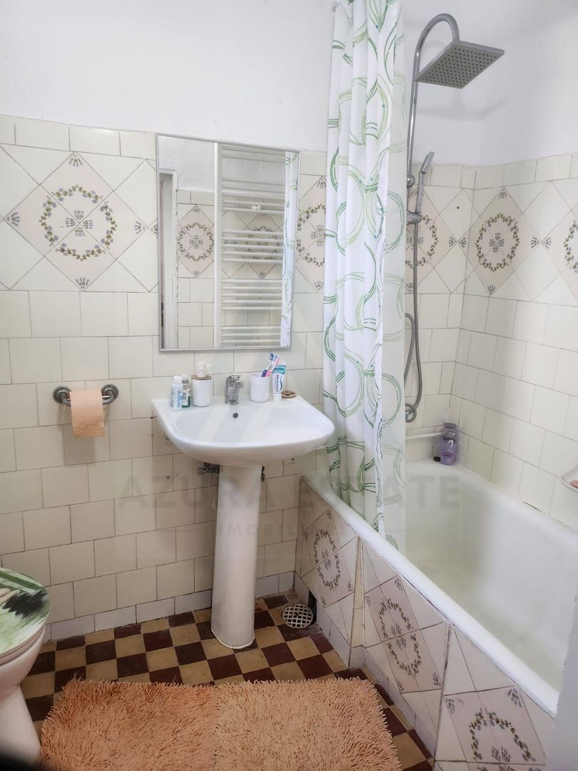 Casa individuala 3 camere renovata recent teren 803 mp in Agnita - Poză 6