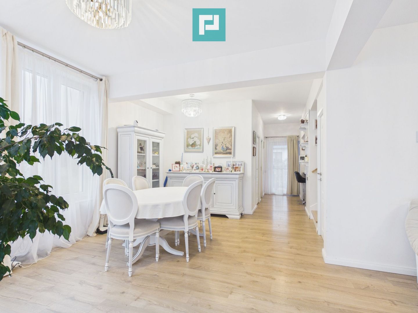 Casă 4 camere cu teren 450 mp pe Dealurile Oradei - Poză 18