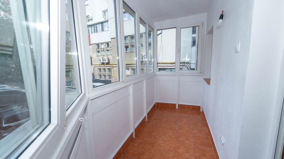 Apartament 3 camere decomandat, 88 mp, an 1982, Piata 1 Mai, Victoriei - Poză 14