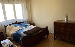 Apartament decomandat cu 4 camere, zona Minerva. - Poză 6