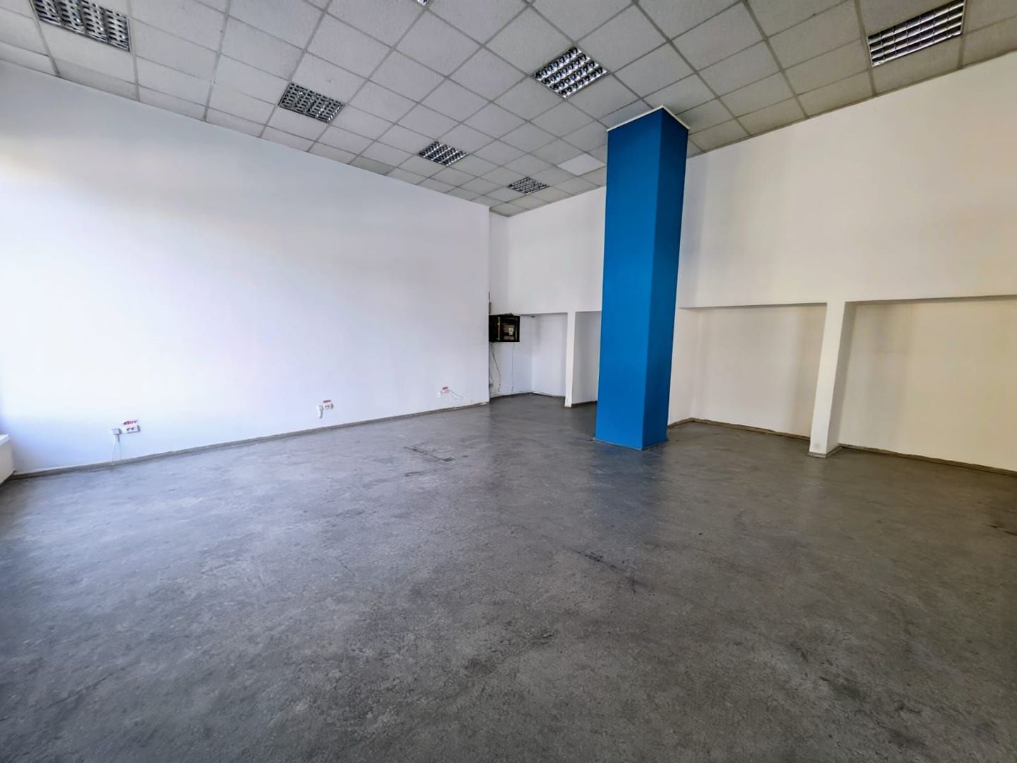 SPATIU IDEAL BIROURU - Poză 7