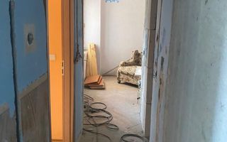 Apartament de vânzare cu 3 camere semifinisat - Poză 2