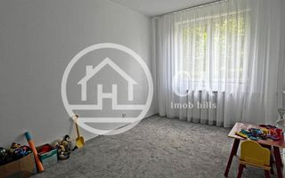 Apartament de vânzare cu 3 camere în zona Rogerius, Oradea - Poză 6