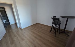 Apartament cu 4 Camere, Complet Mobilat, Lift, Zona Centru - Poză 6