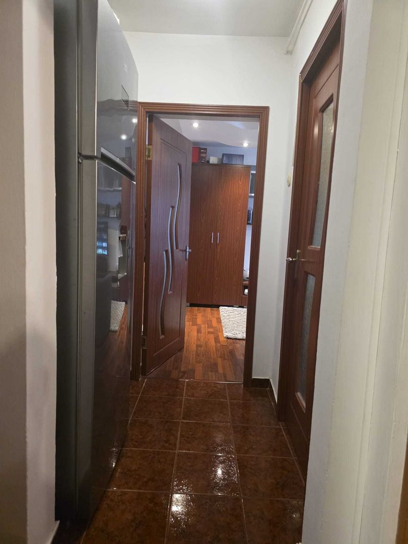 Apartament 2 camere. Bld. Brancoveanu, Huedin. Mobilat și utilat. Loc parcare, - Poză 4