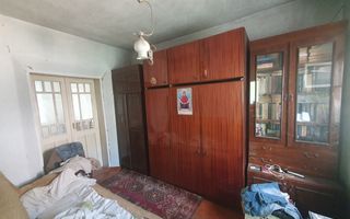 Vânzare casă într-o zonă liniștită și ecologică - Poză 4