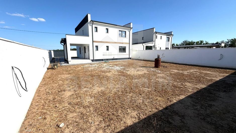 Casa noua moderna P+1 zona Ford cu incalzire in pardoseala 518mp - Poză 1