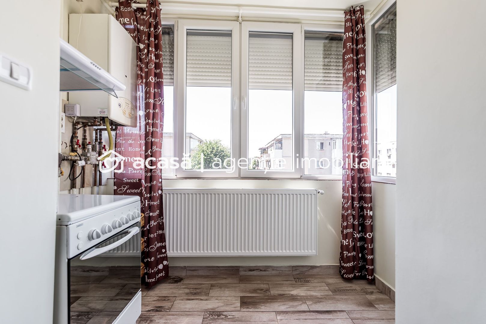 Ap 2 camere decomandat, renovat, 2 balcoane. Cartier Alfa Arad - Poză 6