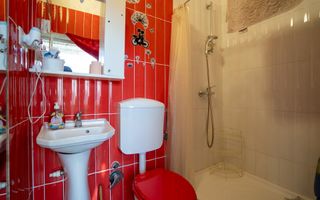 Casa singur in curte cu acces auto si teren 765 mp in zona Dealuri - Poză 7