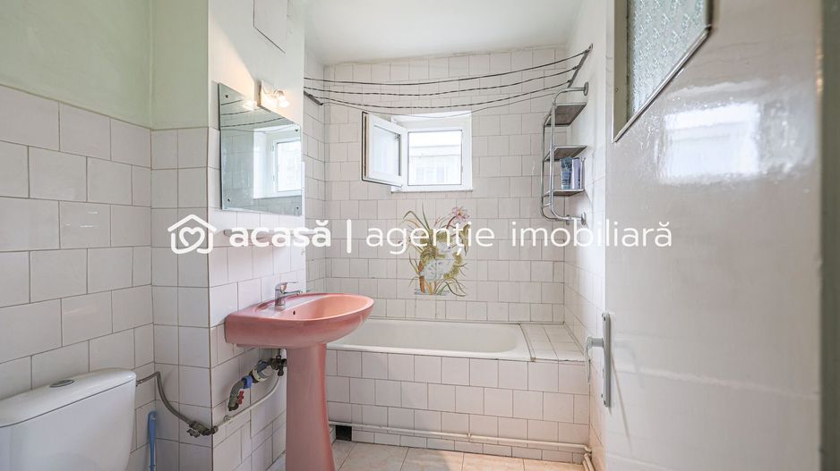 Rezervat Apartament cu 3 camere decomandat in Zona 300 - Poză 9