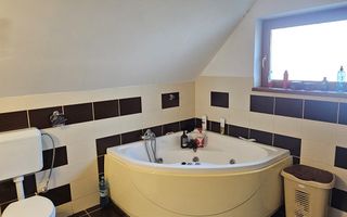 Casă / Vilă cu 8 camere de vânzare în Manastur, Cluj-Napoca - Poză 51