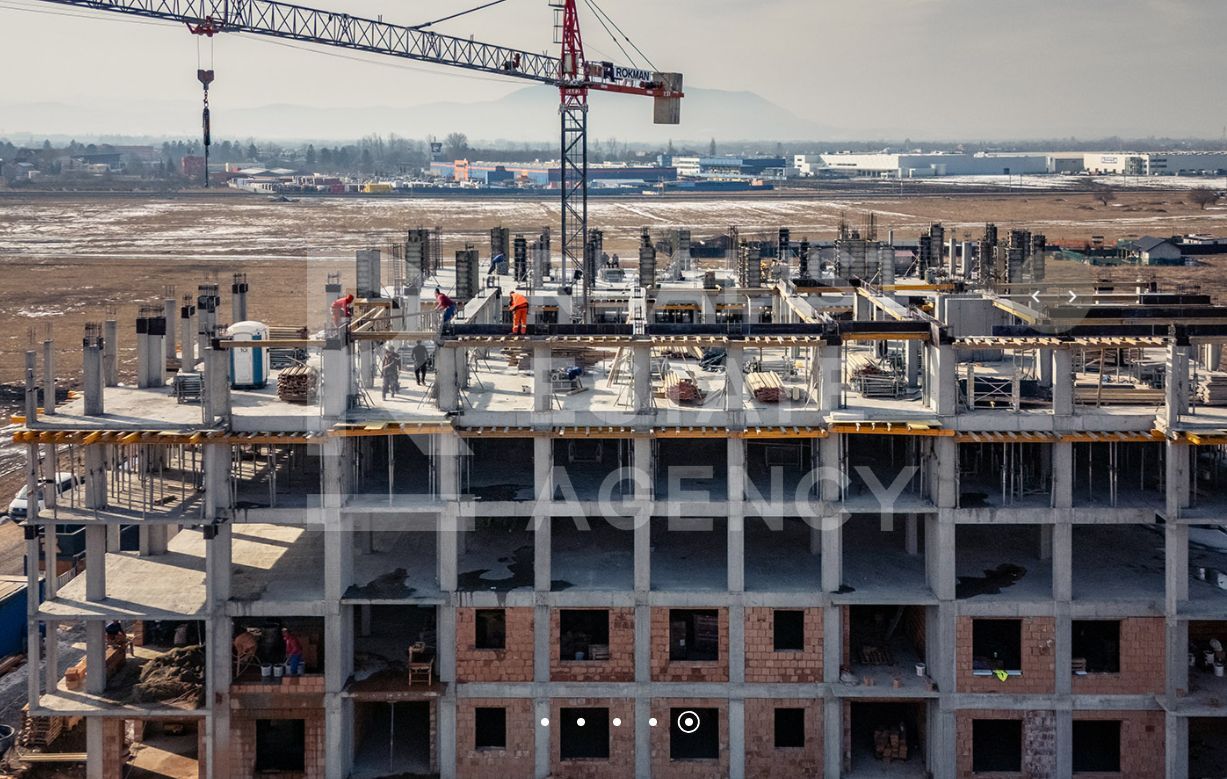 Vânzare, apartament cu 2 camere, zona Tractorul - Poză 3