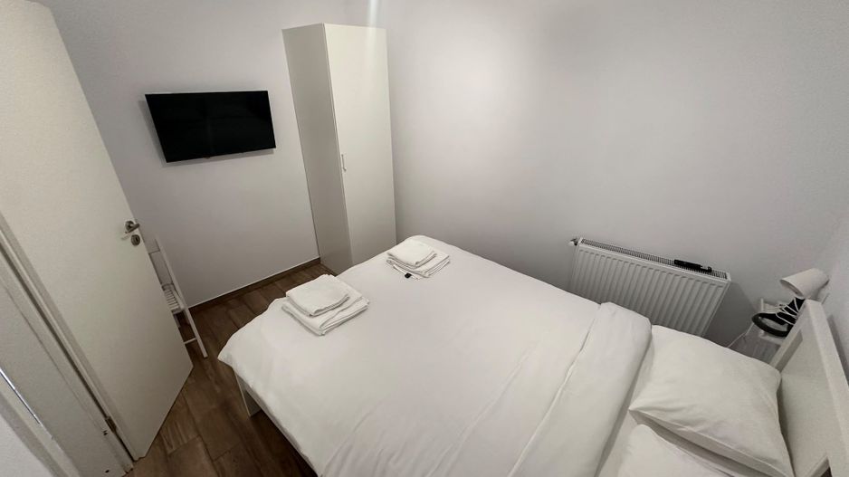 De vanzare 2 camere zona Ultracentral/Str.Lipscani/Centrala Proprie - Poză 4