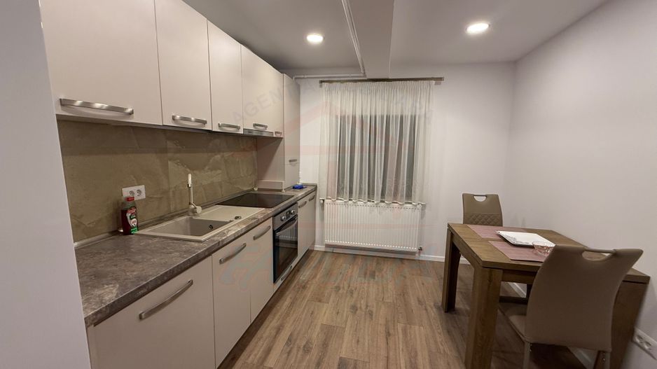 🏛️✨ APARTAMENT DEOSEBIT CU 2 CAMERE – CLĂDIRE CU VALOARE ISTORICĂ - Poză 3