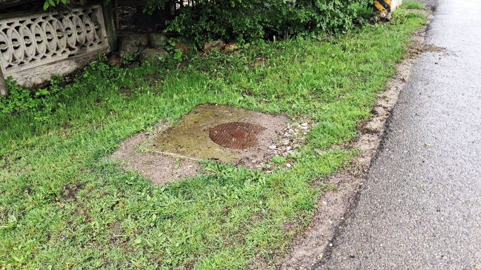 Casă și teren intravilan Polovragi - Poză 10