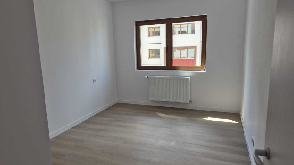 De vanzare Apartament 2 camere Cartier Solar Berceni sector 4 - Poză 3