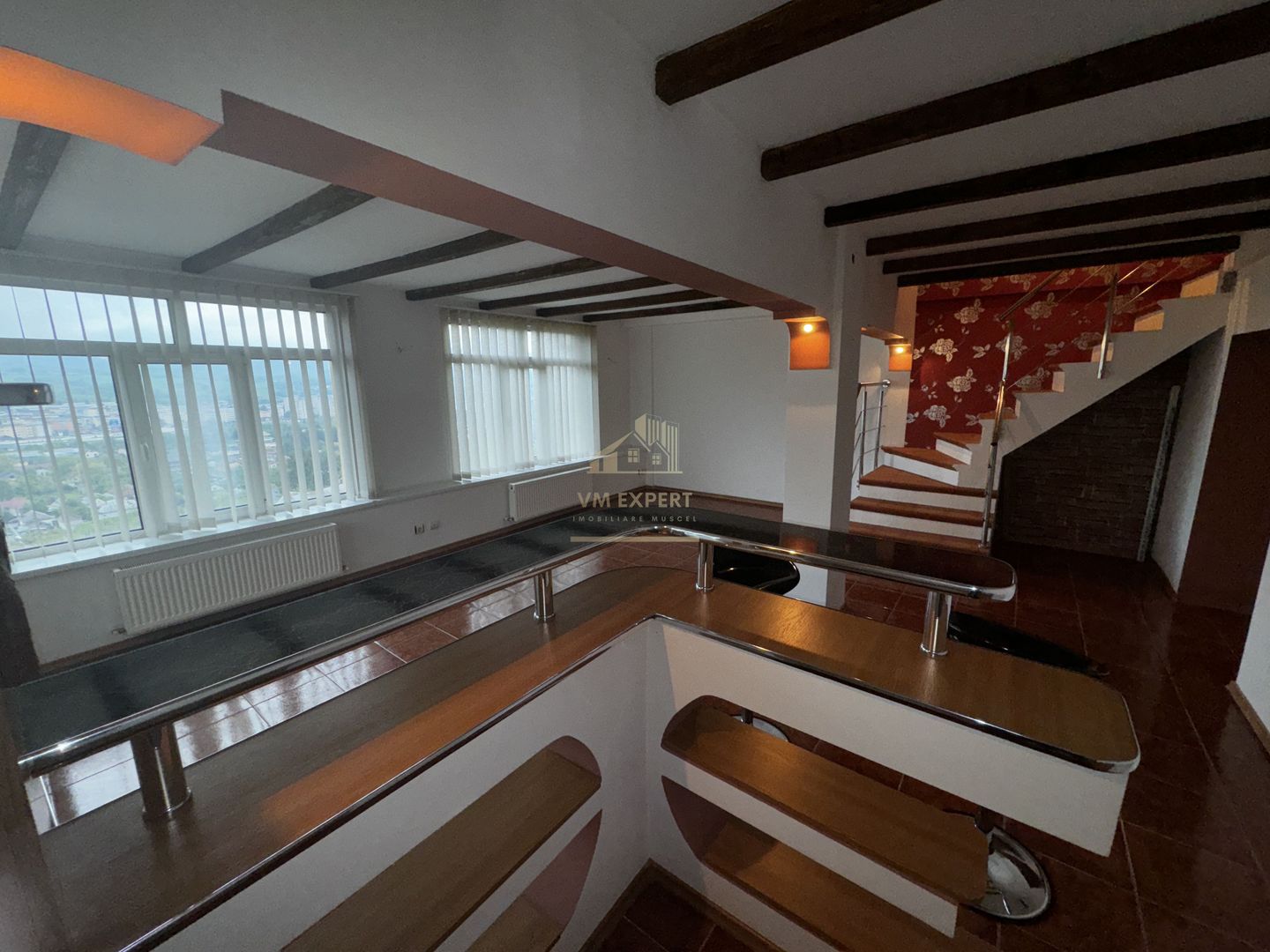 APARTAMENT CAMPULUNG TIP PENTHOUSE, 5 CAMERE GRUI - Poză 12
